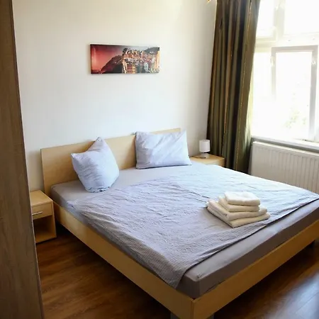 Apartment V Centru Mesta *